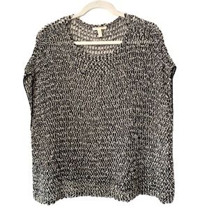 EILEEN FISHER black & white sweater poncho